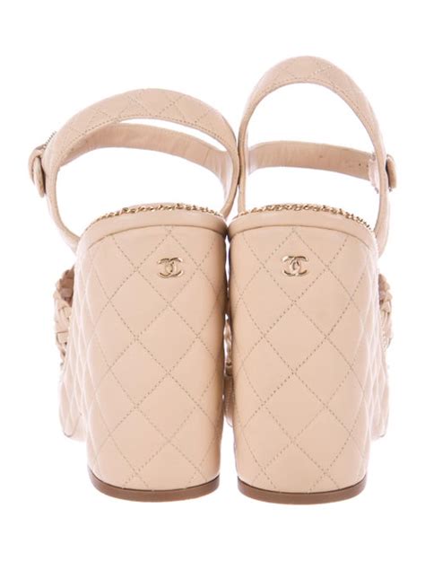 chanel new collection shoes 2015|Chanel quilted shoes.